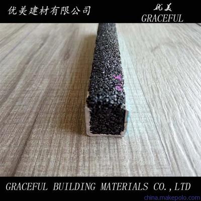 新款金剛砂防滑條性能特點及其在平條坡道中的應用與建筑材料技術開發(fā)趨勢